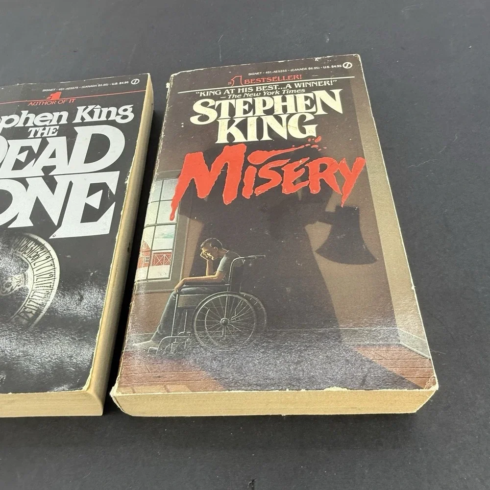 Lot Of 2 Paperback Stephen King Books Misery The Dead Zone